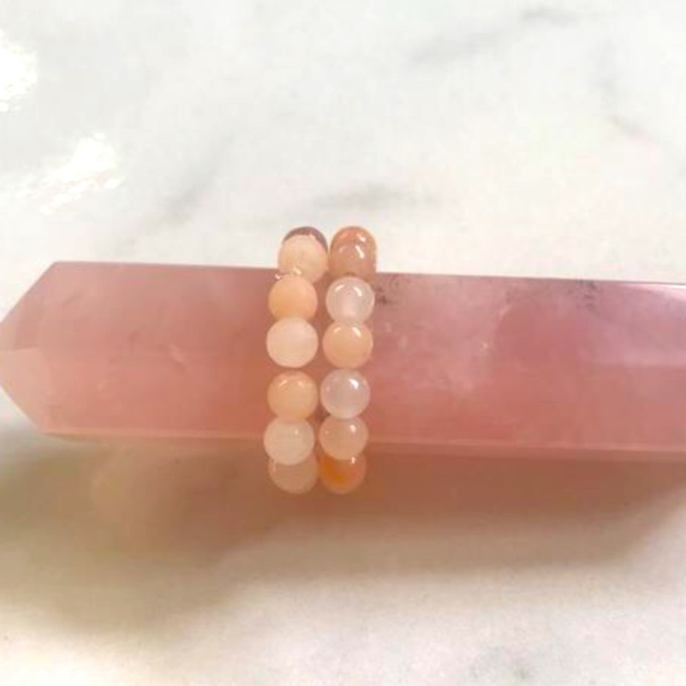 Peach Aventurine Crystal/gemstone ring